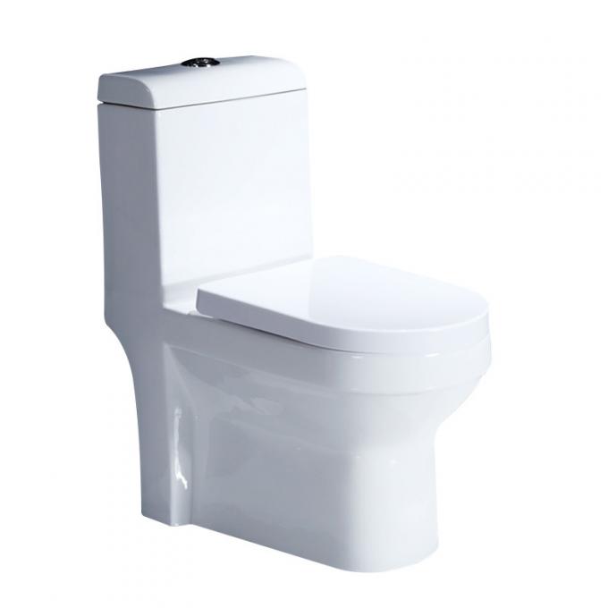 Fully Glazed Trapway Elongated Toilet Low Water Consumption